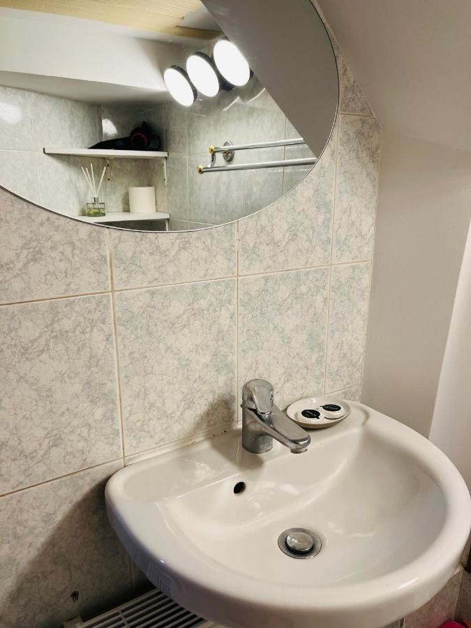 Dream Dwell Paris-Two-Bedroom Flat Near Pompidou Centre Eksteriør billede