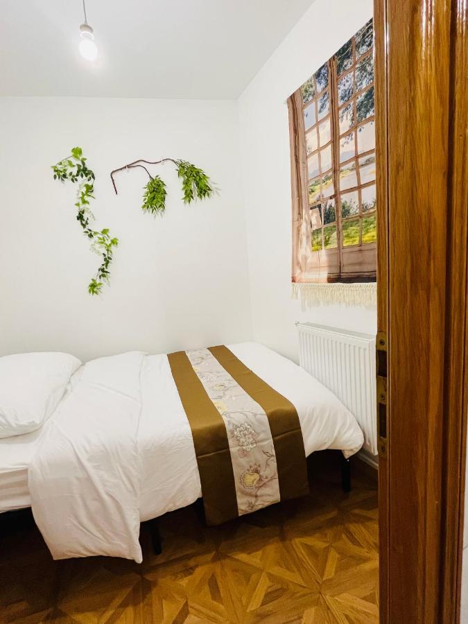 Dream Dwell Paris-Two-Bedroom Flat Near Pompidou Centre Eksteriør billede